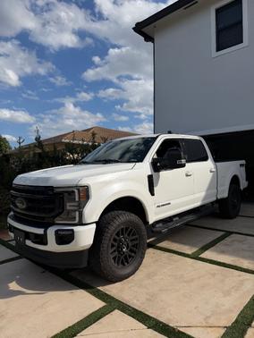 White 2020 Ford F-250 Lariat