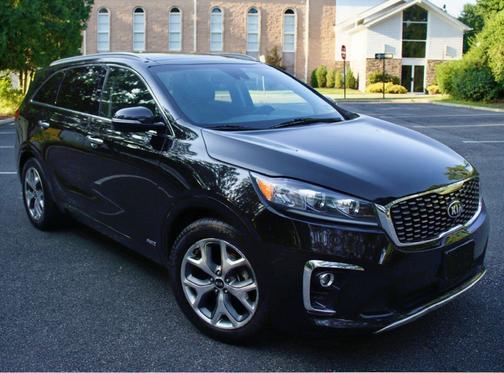 Black 2020 Kia Sorento SX