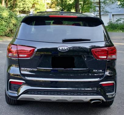 Black 2020 Kia Sorento SX