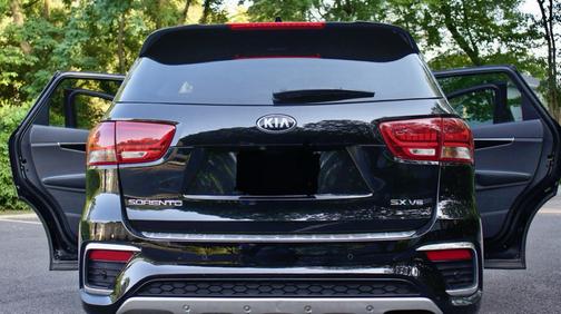 Black 2020 Kia Sorento SX
