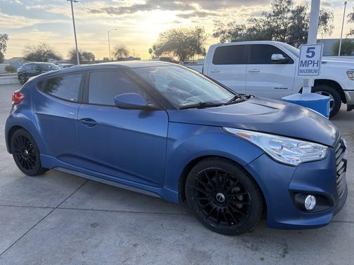 Blue 2016 Hyundai Veloster Turbo Rally Edition