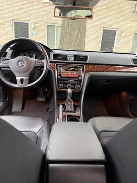 Gray 2012 Volkswagen Passat 3.6 SEL Premium