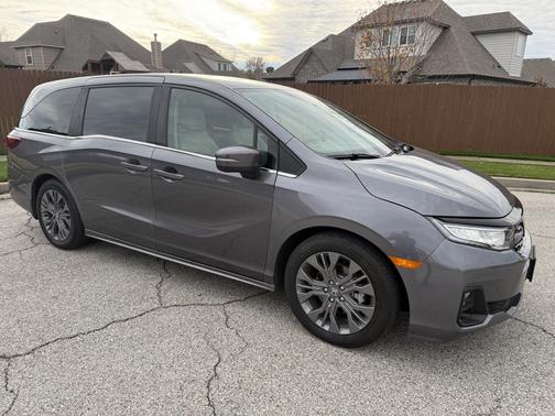 2025 Honda Odyssey Touring