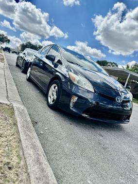 2011 Toyota Prius IV