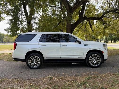 White 2023 GMC Yukon Denali
