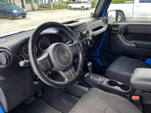 2012 Jeep Wrangler Unlimited Sport
