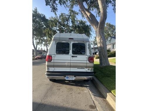 2002 Dodge Ram Van 1500