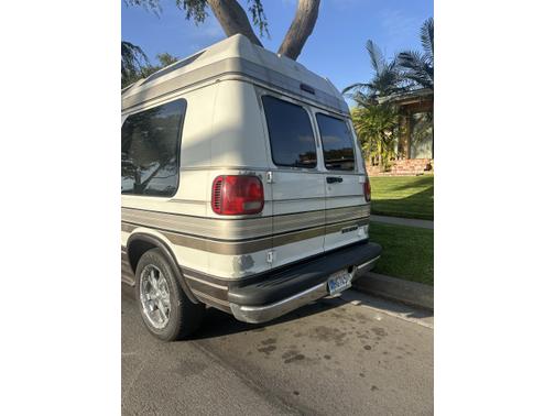 2002 Dodge Ram Van 1500