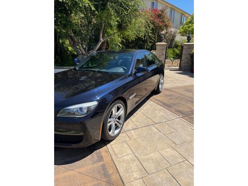 2012 BMW 750 i