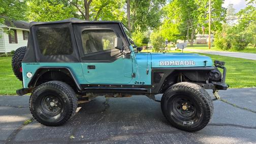 Blue 1995 Jeep Wrangler SE 4WD