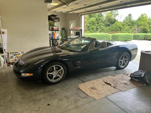 2000 Chevrolet Corvette Base