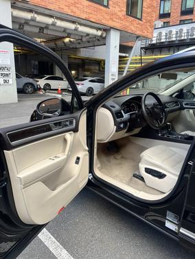 2013 Volkswagen Touareg VR6 Executive