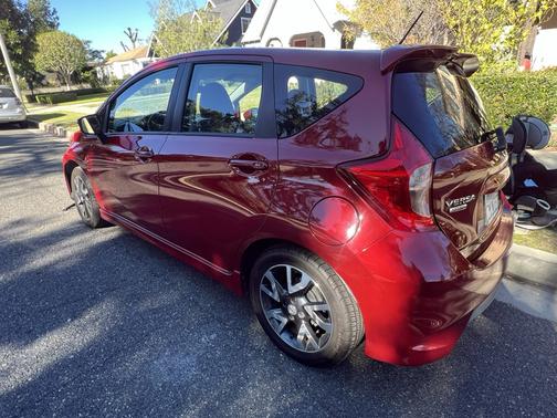 Red 2015 Nissan Versa Note SR