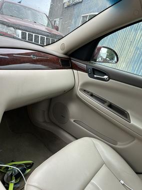 Red 2006 Chevrolet Impala LTZ
