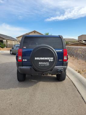 Blue 2007 Hummer H3 Base