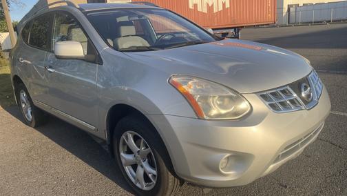 2011 Nissan Rogue SV
