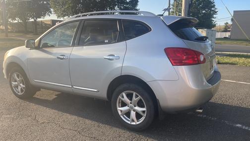 2011 Nissan Rogue SV