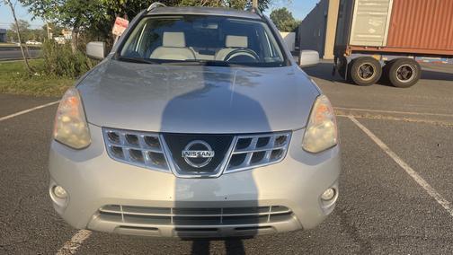 2011 Nissan Rogue SV