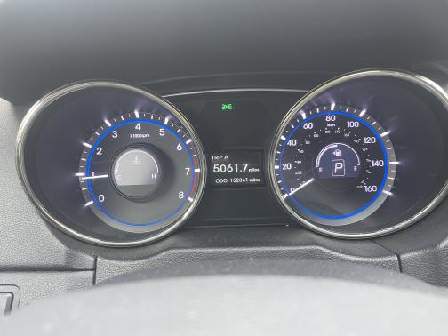 2012 Hyundai SONATA SE