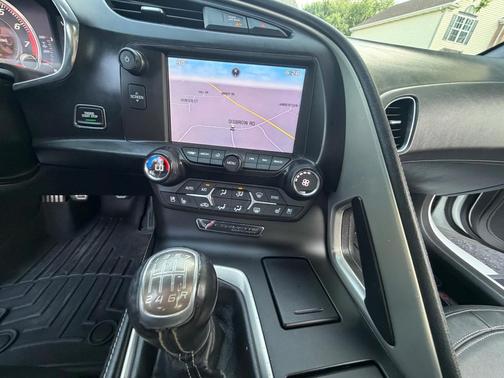White 2015 Chevrolet Corvette Stingray