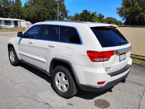 White 2013 Jeep Grand Cherokee Laredo