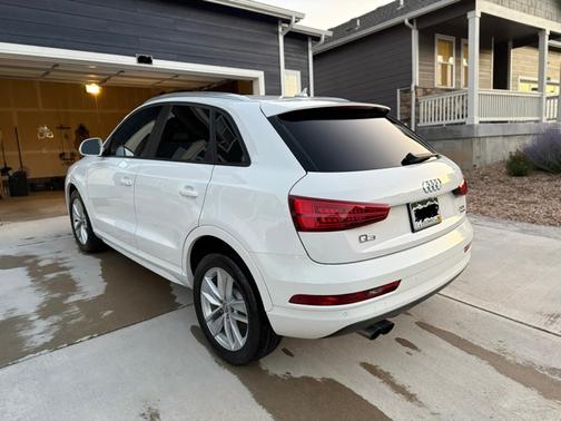 2017 Audi Q3 2.0T Premium