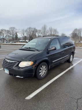 2006 Chrysler Town & Country Touring
