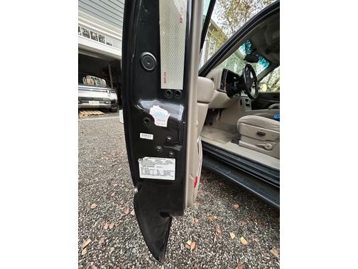 2004 Chevrolet Tahoe LS