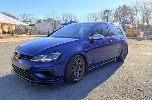 Blue 2019 Volkswagen Golf R 4-Door w/DCC & Navigation