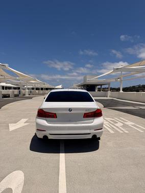 White 2020 BMW 530 i