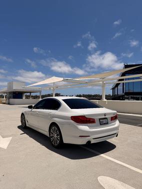 White 2020 BMW 530 i