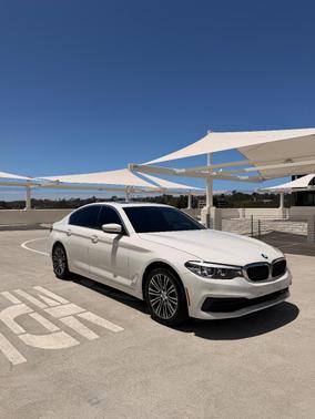 White 2020 BMW 530 i