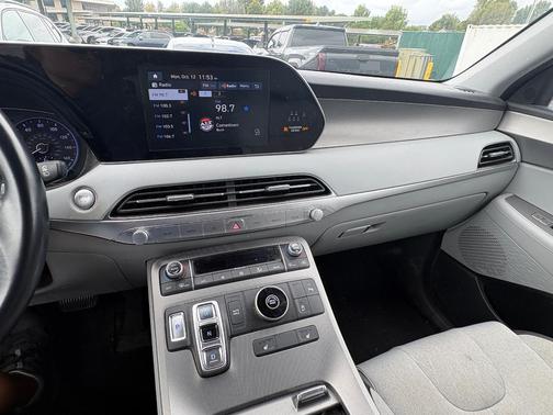 Silver 2022 Hyundai PALISADE SEL