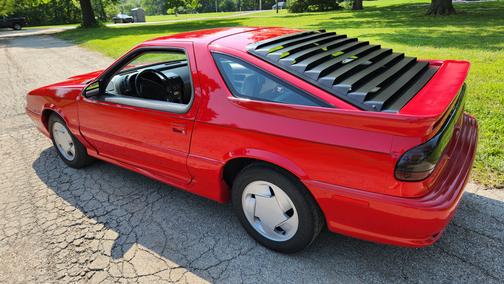 1993 Dodge Daytona ES