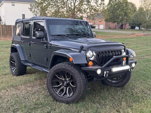 2018 Jeep Wrangler JK Unlimited Sahara