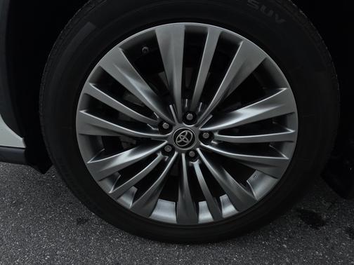 2020 Toyota Highlander Hybrid Platinum