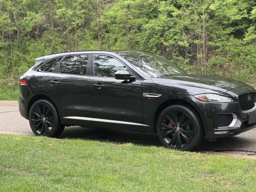 2017 Jaguar F-PACE S