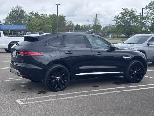 2017 Jaguar F-PACE S