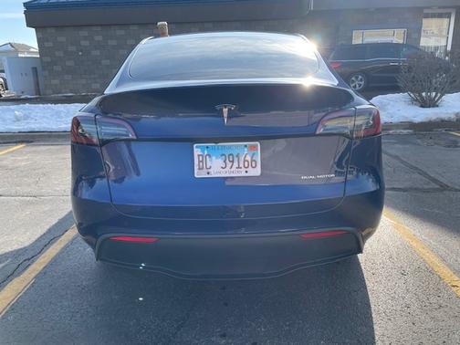 2023 Tesla Model Y Long Range