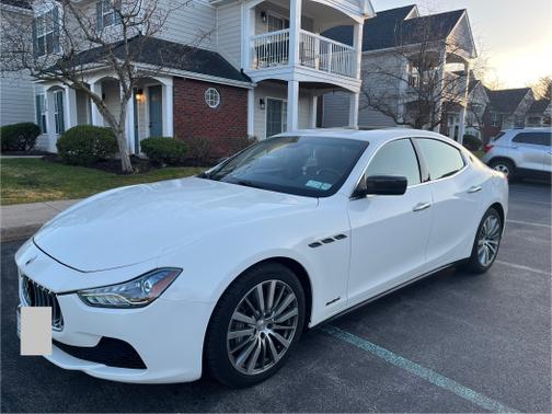 2016 Maserati Ghibli Base