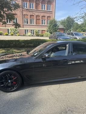 2022 BMW M550 i xDrive