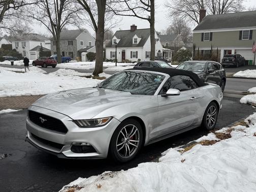 2017 Ford Mustang EcoBoost Premium