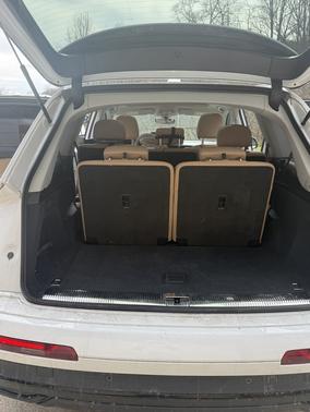 2021 Audi Q7 55 Prestige