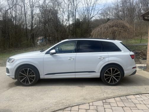2021 Audi Q7 55 Prestige