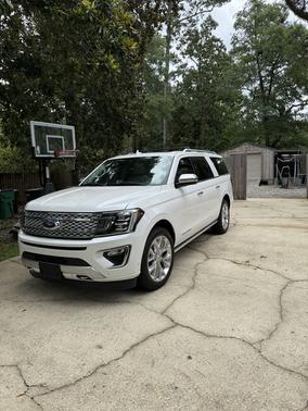 White 2018 Ford Expedition Max Platinum