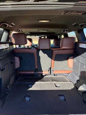 2018 Toyota Land Cruiser Base