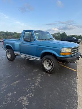 Blue 1992 Ford F-150 Flareside