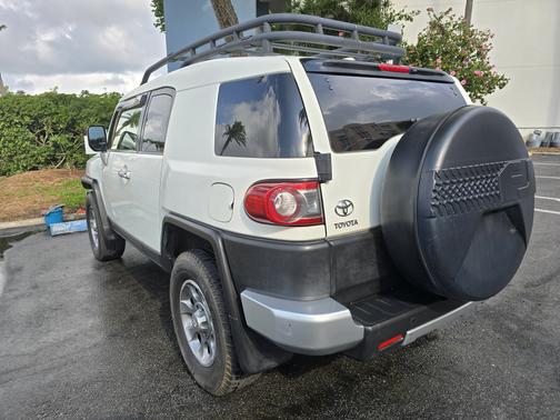 2013 Toyota FJ Cruiser Base
