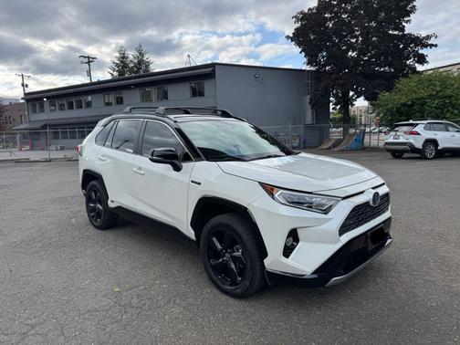 2021 Toyota RAV4 Hybrid XSE
