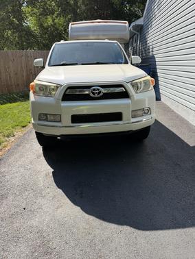 White 2010 Toyota 4Runner SR5